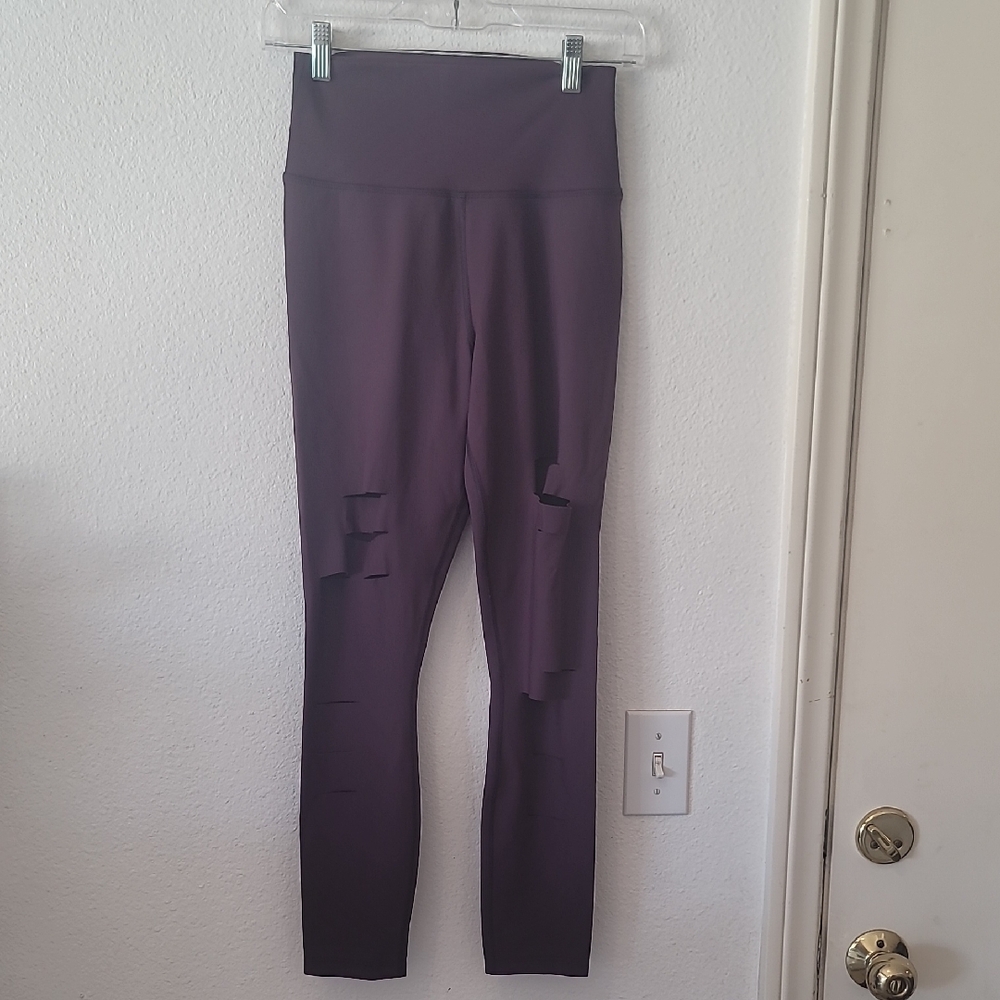 ALO Yoga Dark Purple Distressed Leggings 💜